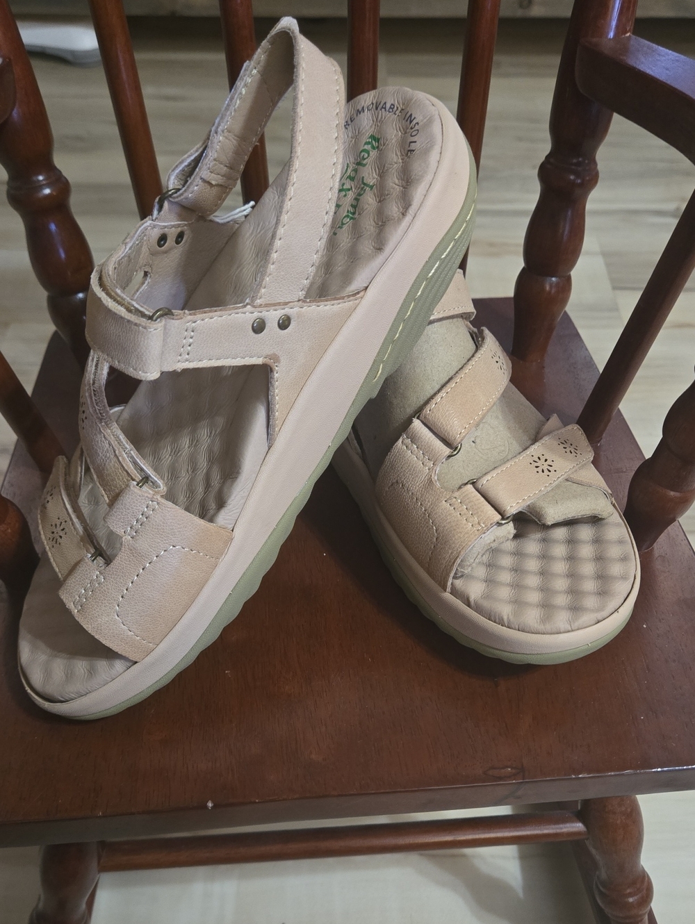 Jambu Sandals in Light Beige with Sage Soles